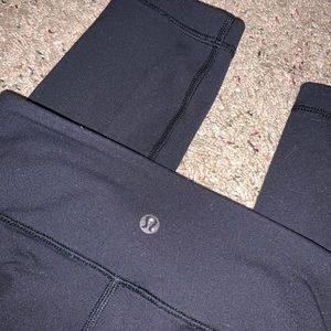 COPY - Lululemon athletica black cropped leggings. 2